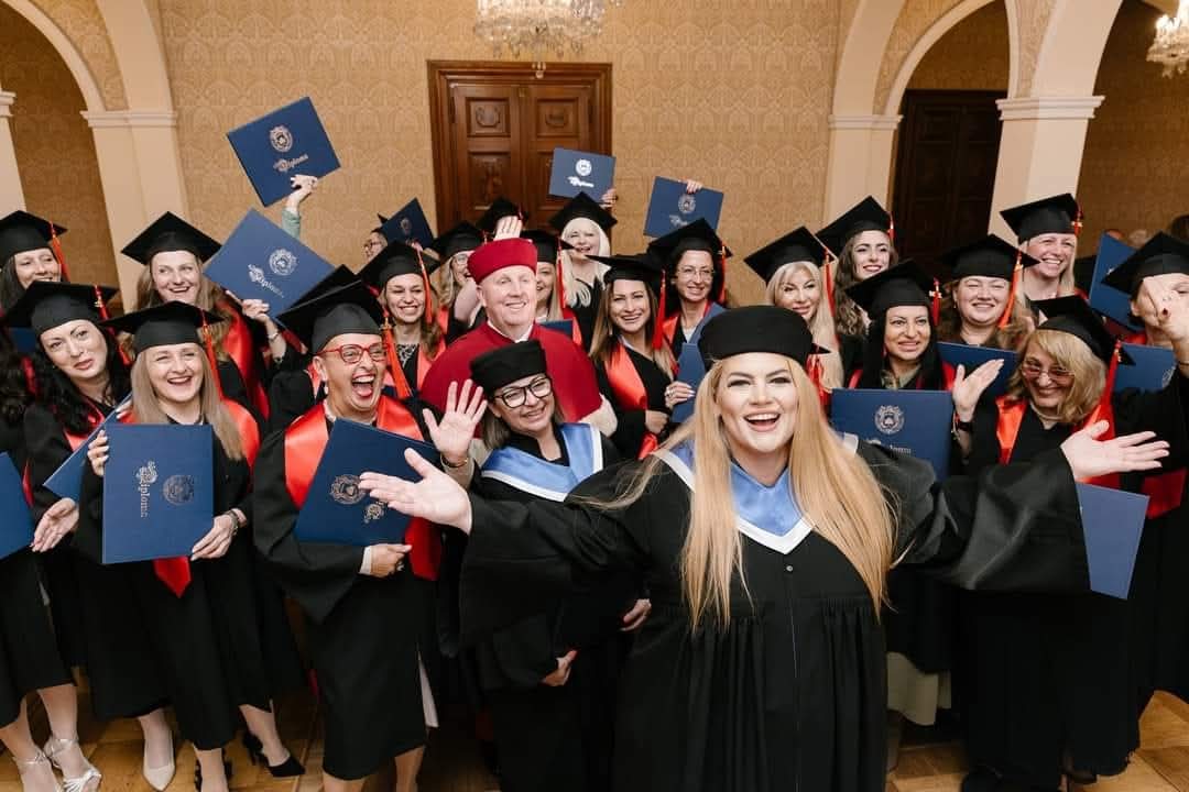 Prof. Dr. Stoyana Natseva with graduates of the MBA and DBA programmes
